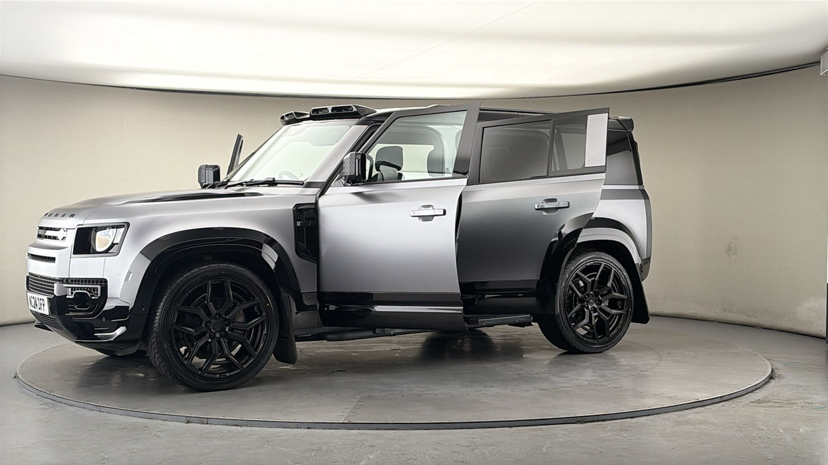 Used Land Rover Defender 2024 for sale - 77953689: Photo 55