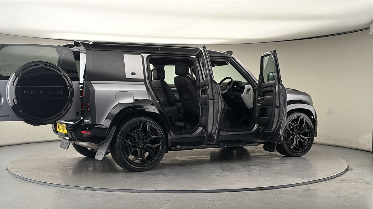 Used Land Rover Defender 2024 for sale - 77953689: Photo 64