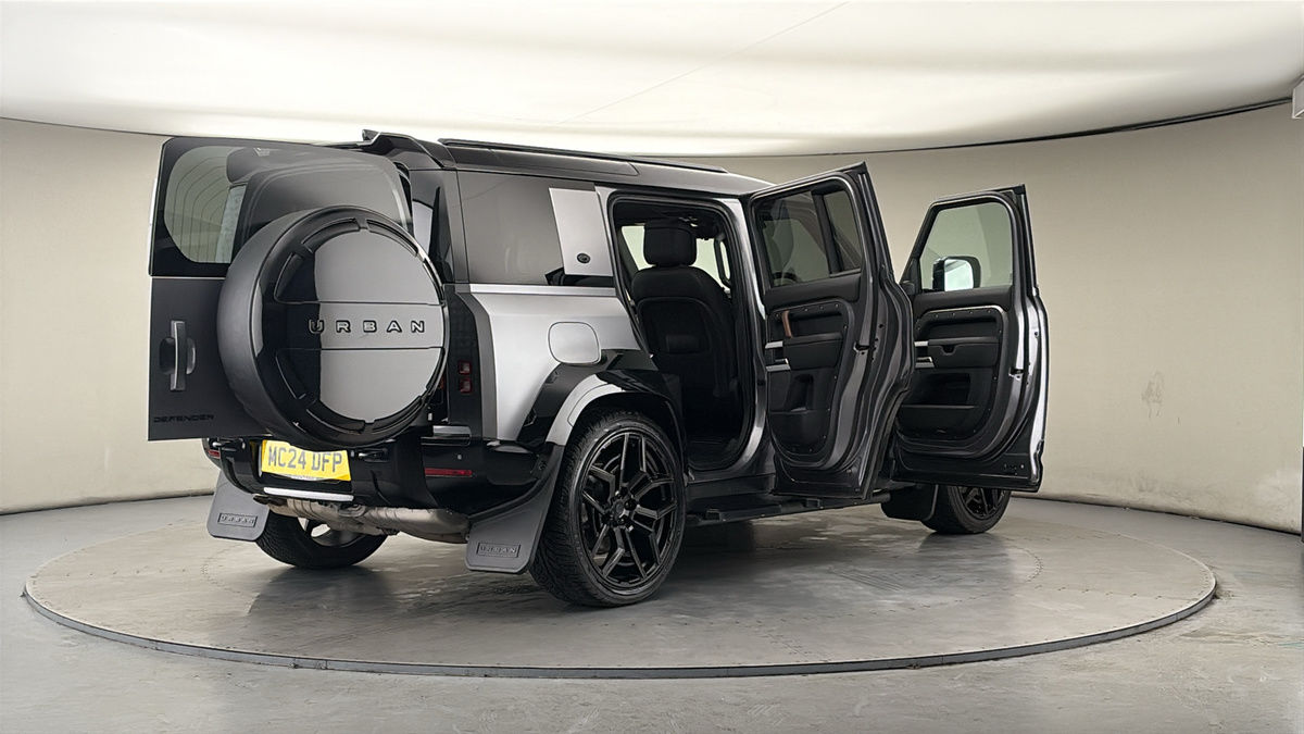 Used Land Rover Defender 2024 for sale - 77953689: Photo 65