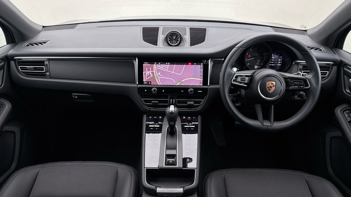 Used Porsche Macan 2024 for sale - 76655651: Photo 12