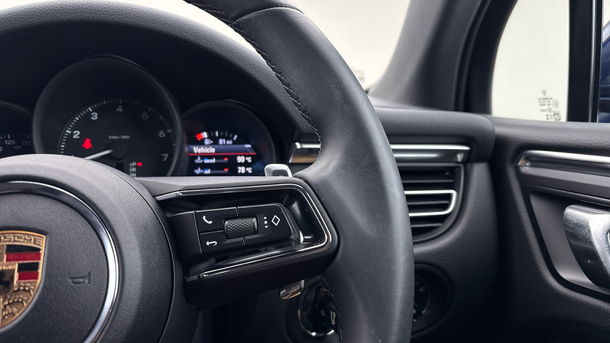 Used Porsche Macan 2024 for sale - 76655651: Photo 14