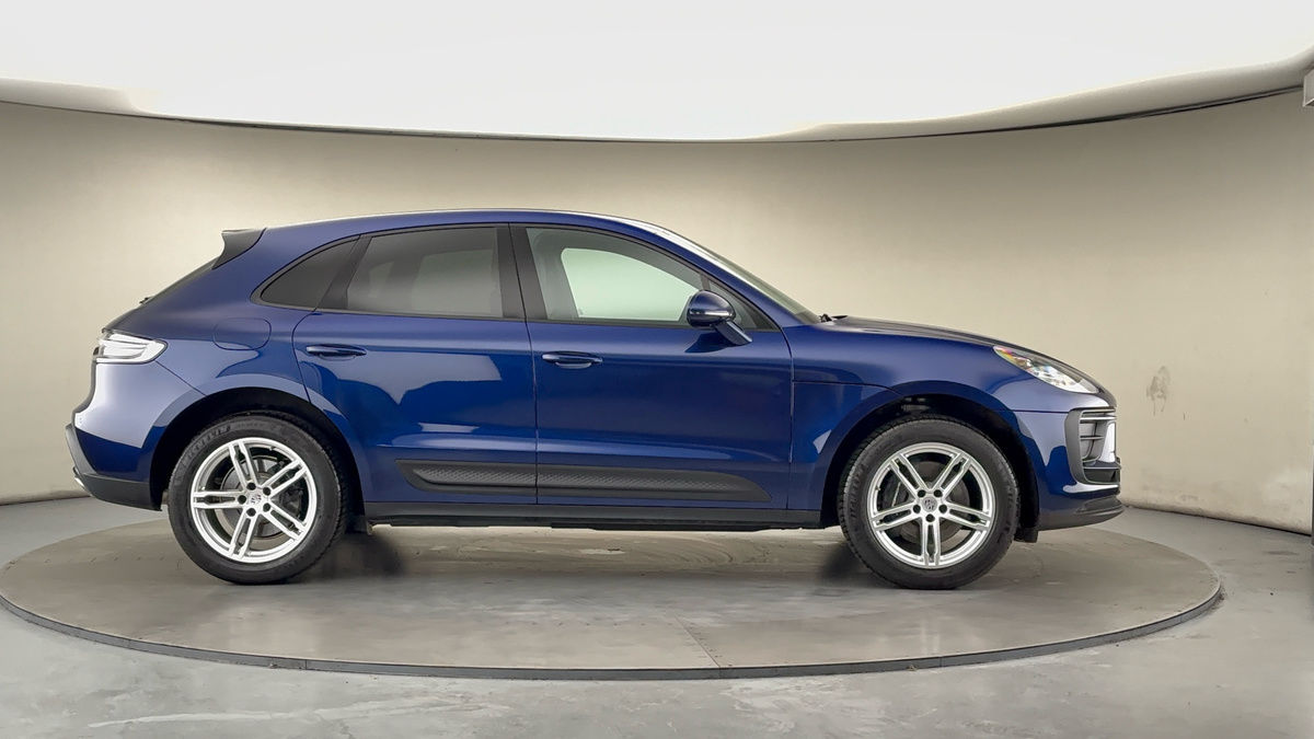 Used Porsche Macan 2024 for sale - 76655651: Photo 16