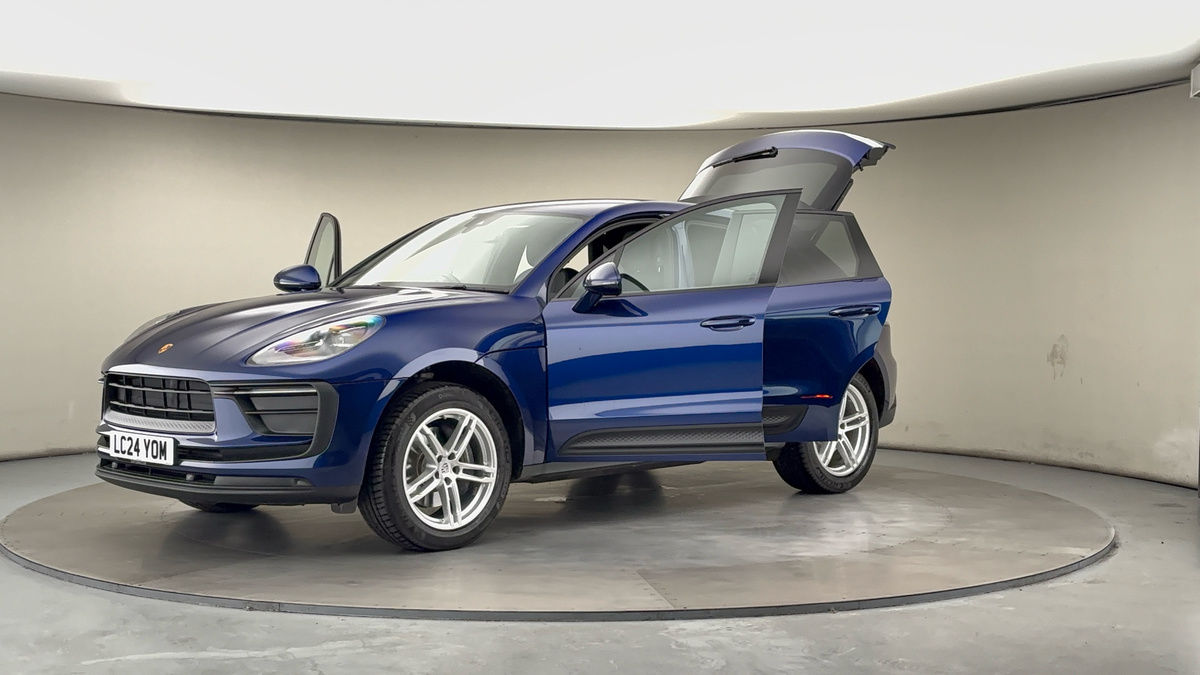 Used Porsche Macan 2024 for sale - 76655651: Photo 22