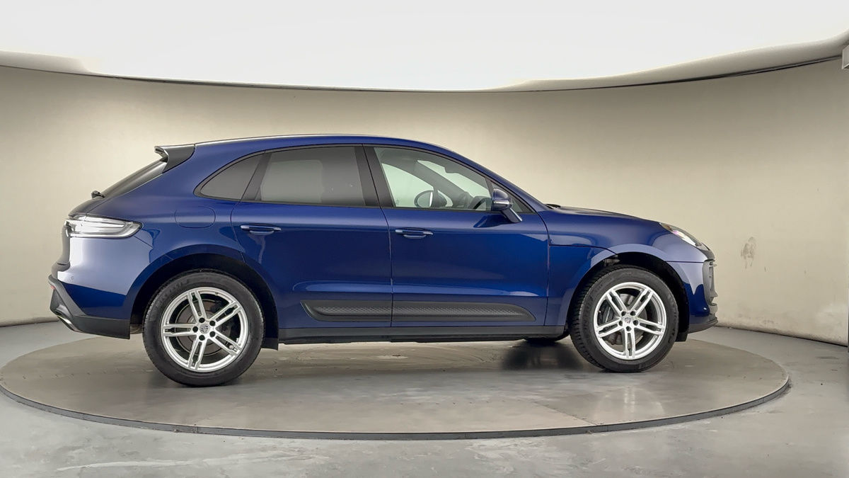 Used Porsche Macan 2024 for sale - 76655651: Photo 38