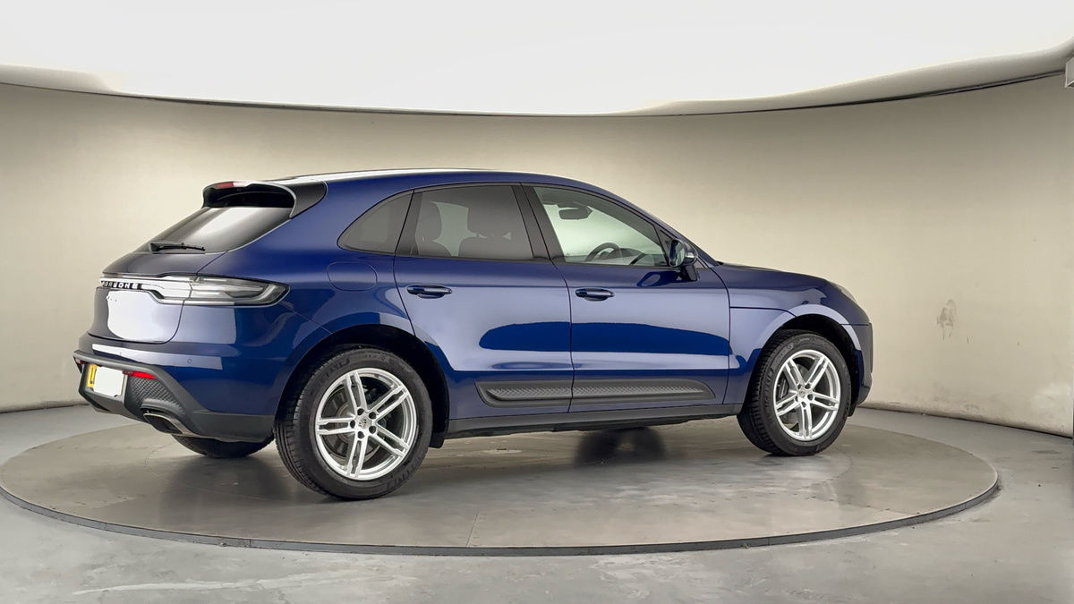 Used Porsche Macan 2024 for sale - 76655651: Photo 39