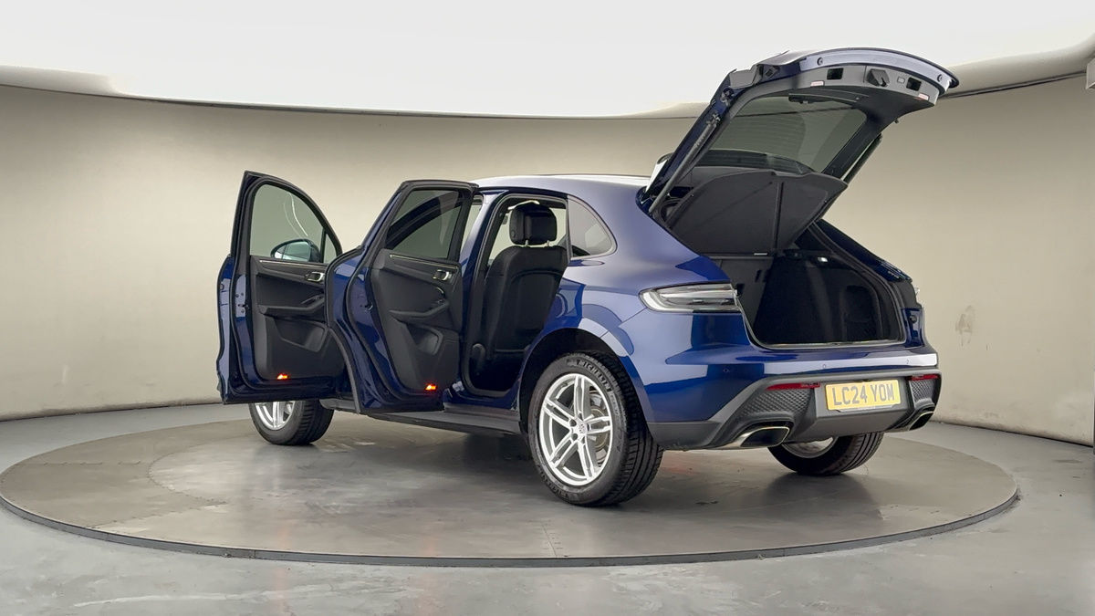 Used Porsche Macan 2024 for sale - 76655651: Photo 44