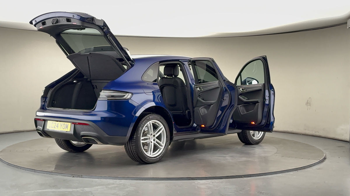 Used Porsche Macan 2024 for sale - 76655651: Photo 59