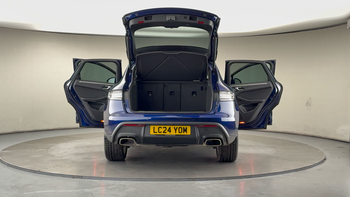 Used Porsche Macan 2024 for sale - 76655651: Photo 61