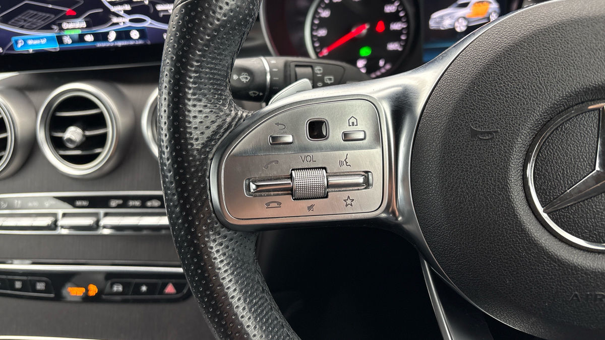 Used Mercedes-Benz GLC 2019 for sale - 78168182: Photo 13