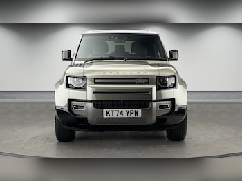 Used Land Rover Defender 90 2024 for sale - 78488582: Photo