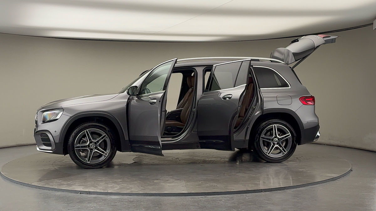 Used Mercedes-Benz GLB 2025 for sale - 76520947: Photo 50