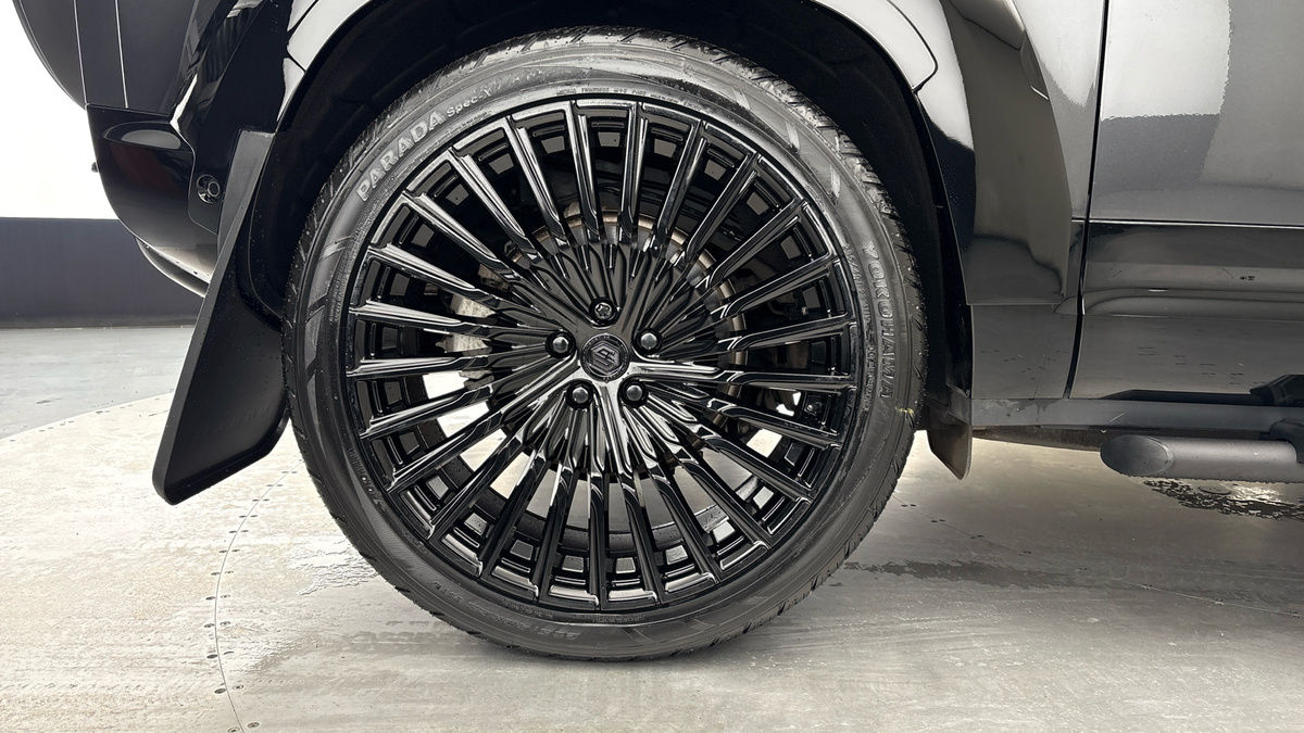 Used Land Rover Defender 90 2024 for sale - 77189036: Photo 10