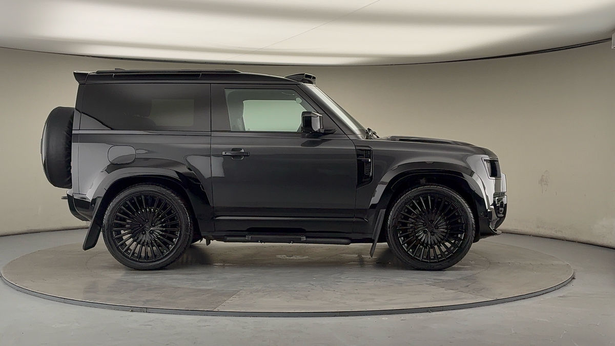 Used Land Rover Defender 90 2024 for sale - 77189036: Photo 16