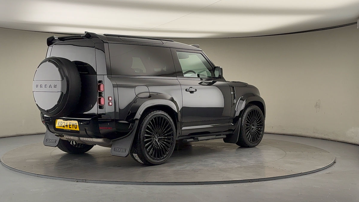 Used Land Rover Defender 90 2024 for sale - 77189036: Photo 21