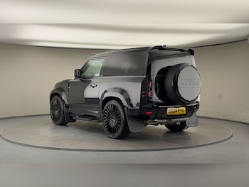 Used Land Rover Defender 90 2024 for sale - 77189036: Photo