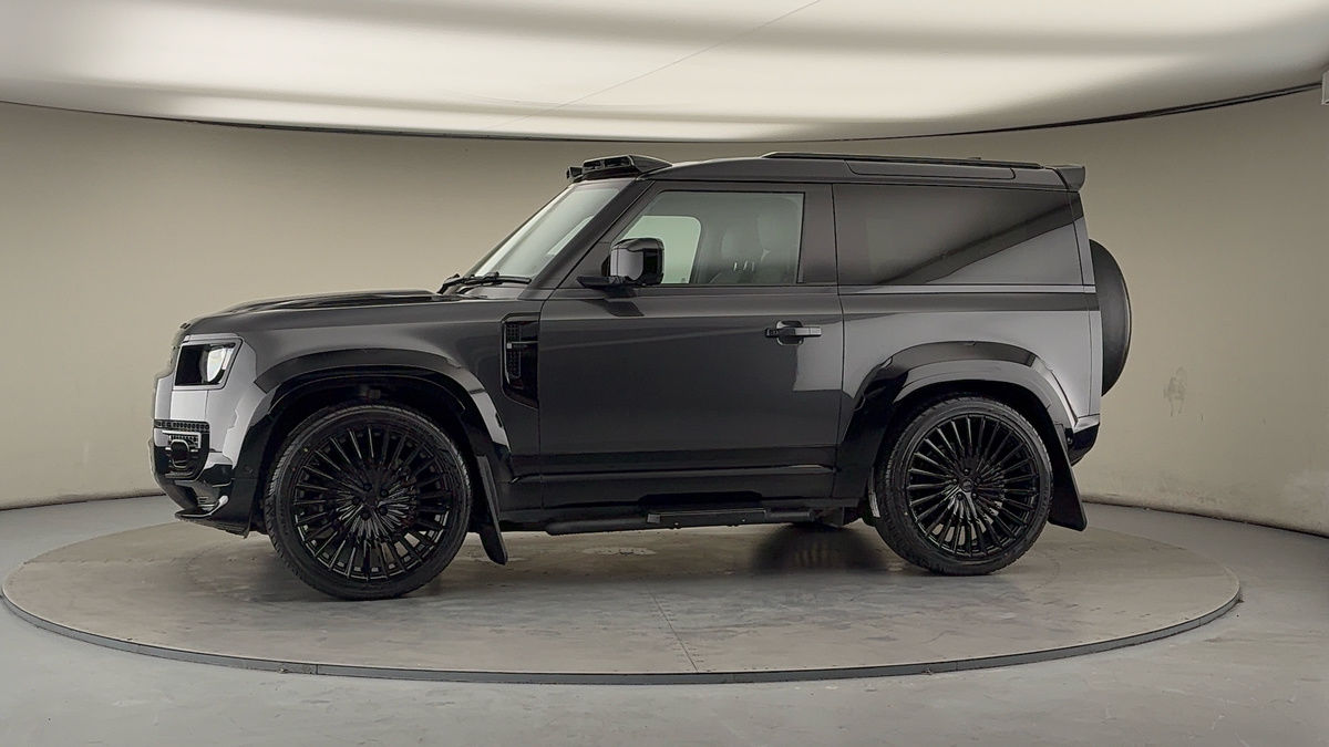 Used Land Rover Defender 90 2024 for sale - 77189036: Photo 32