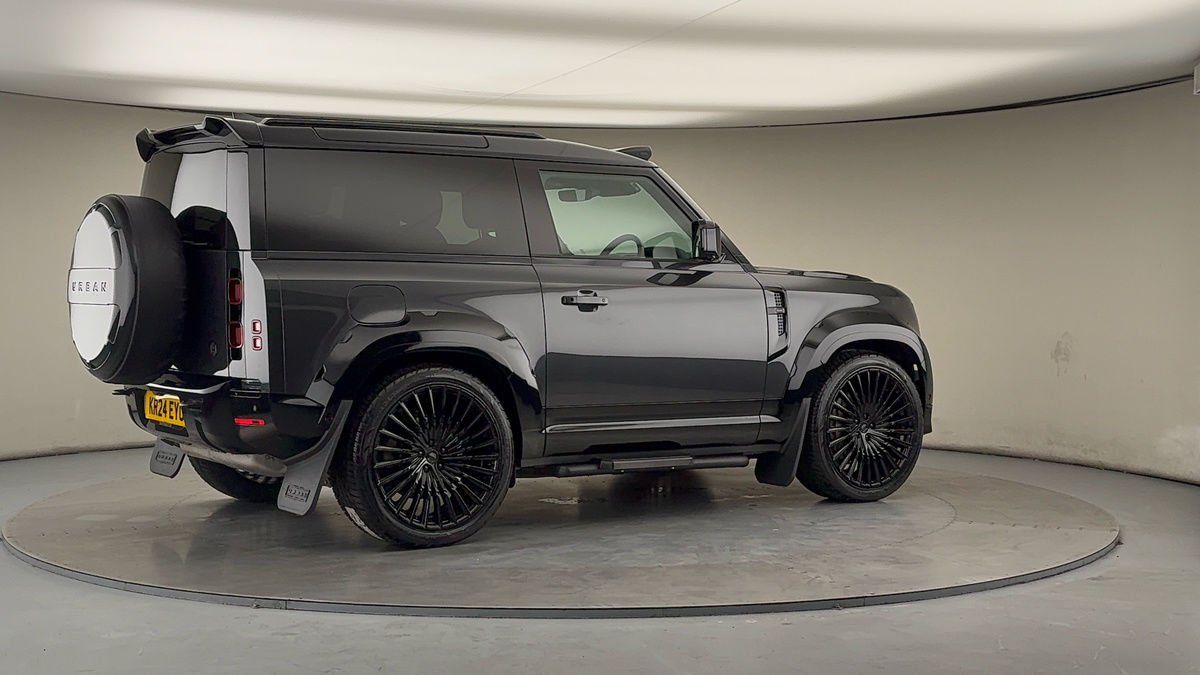 Used Land Rover Defender 90 2024 for sale - 77189036: Photo 42