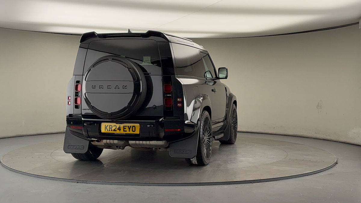 Used Land Rover Defender 90 2024 for sale - 77189036: Photo 44