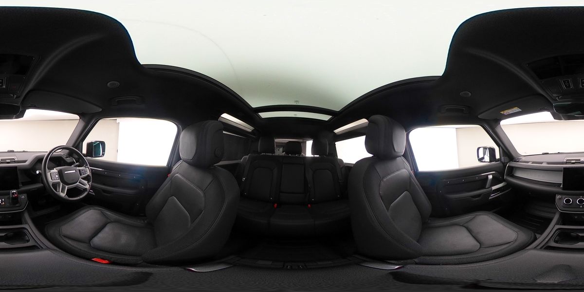 Used Land Rover Defender 90 2024 for sale - 77189036: Photo 48