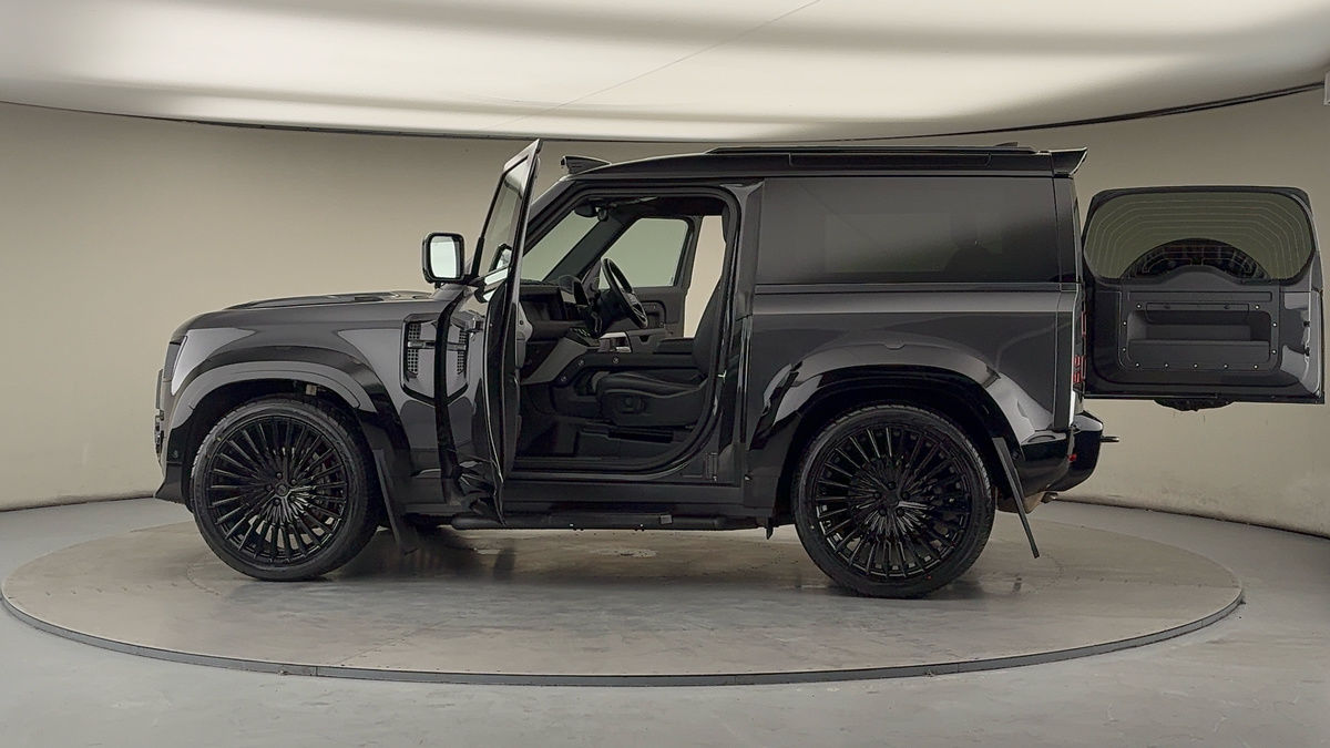 Used Land Rover Defender 90 2024 for sale - 77189036: Photo 50