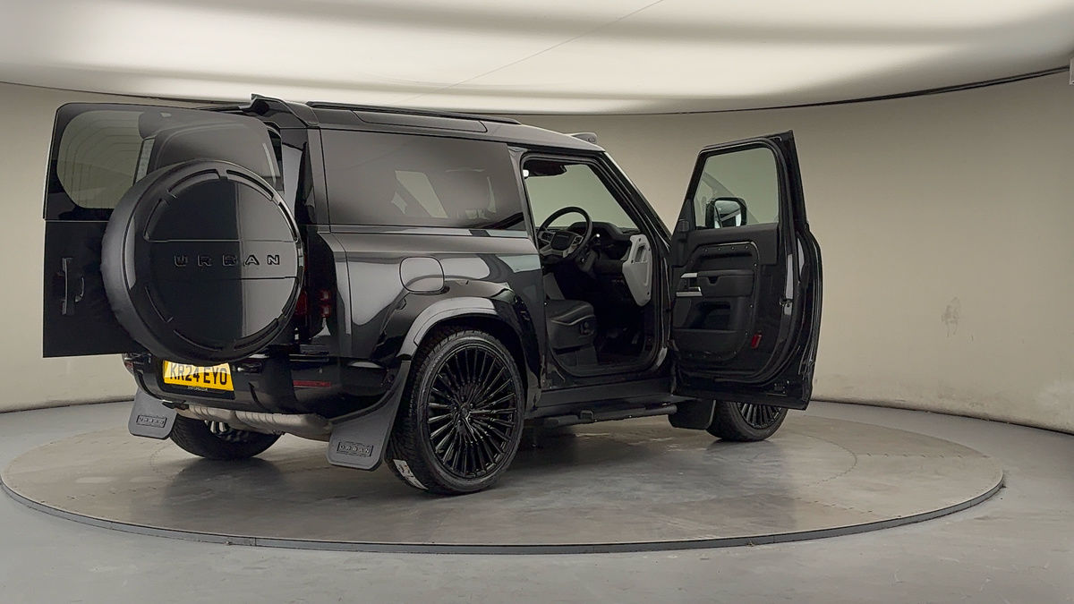 Used Land Rover Defender 90 2024 for sale - 77189036: Photo 62