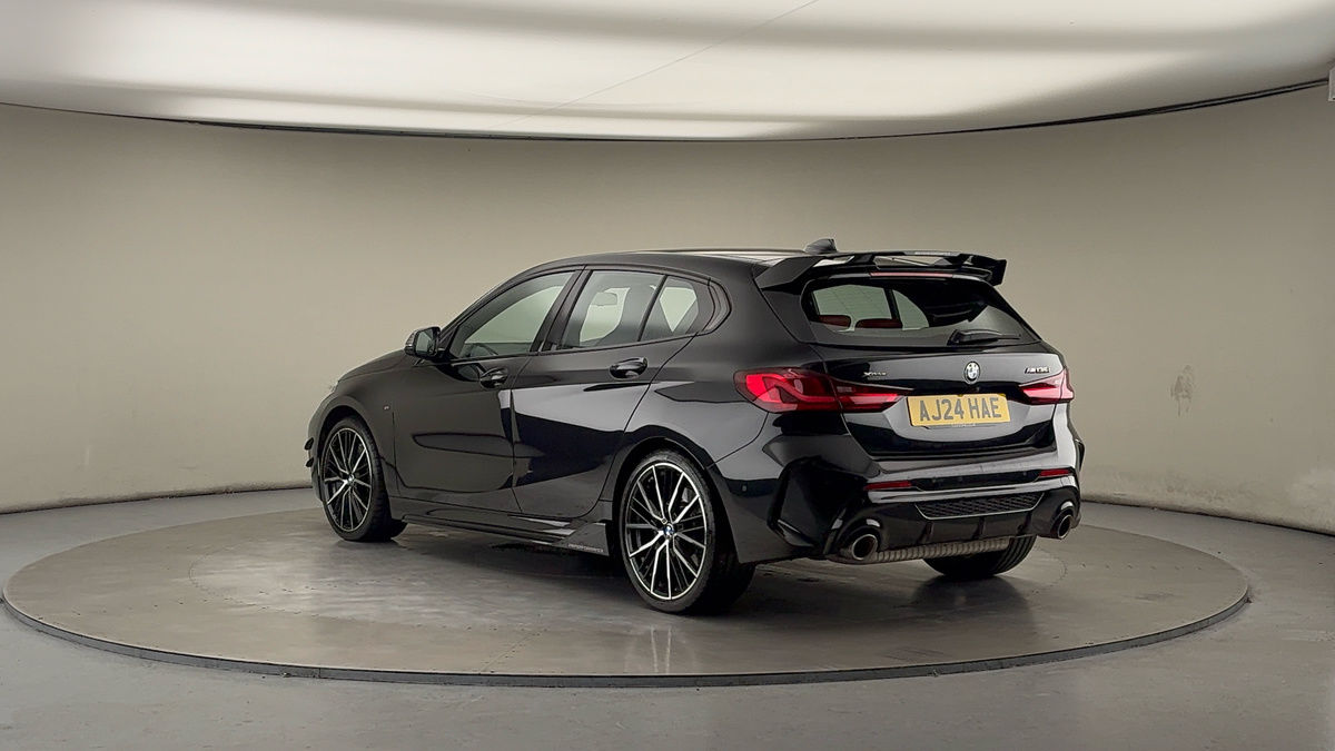 Used BMW 1 Series 2024 for sale - 76520961: Photo 2