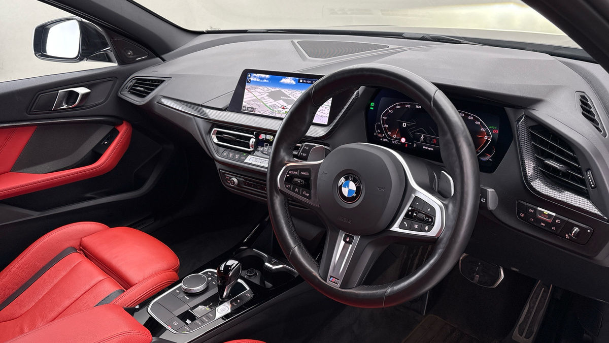 Used BMW 1 Series 2024 for sale - 76520961: Photo 5