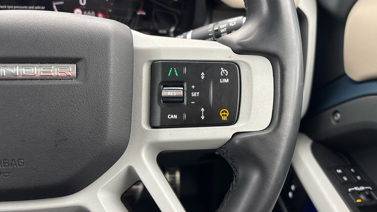 Used Land Rover Defender 90 2024 for sale - 77342431: Photo 14