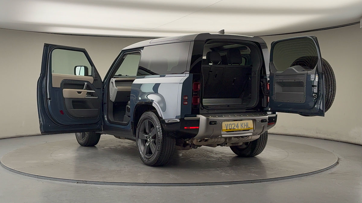 Used Land Rover Defender 90 2024 for sale - 77342431: Photo 23