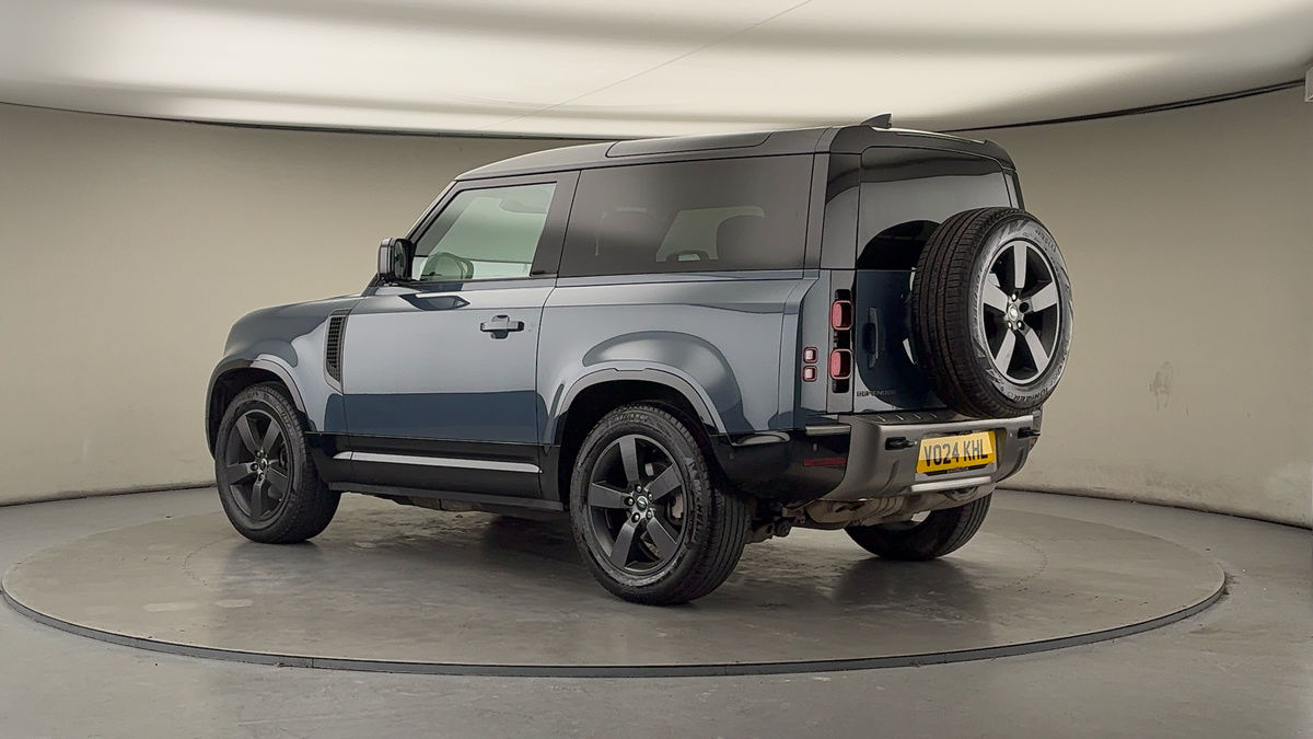 Used Land Rover Defender 90 2024 for sale - 77342431: Photo 25