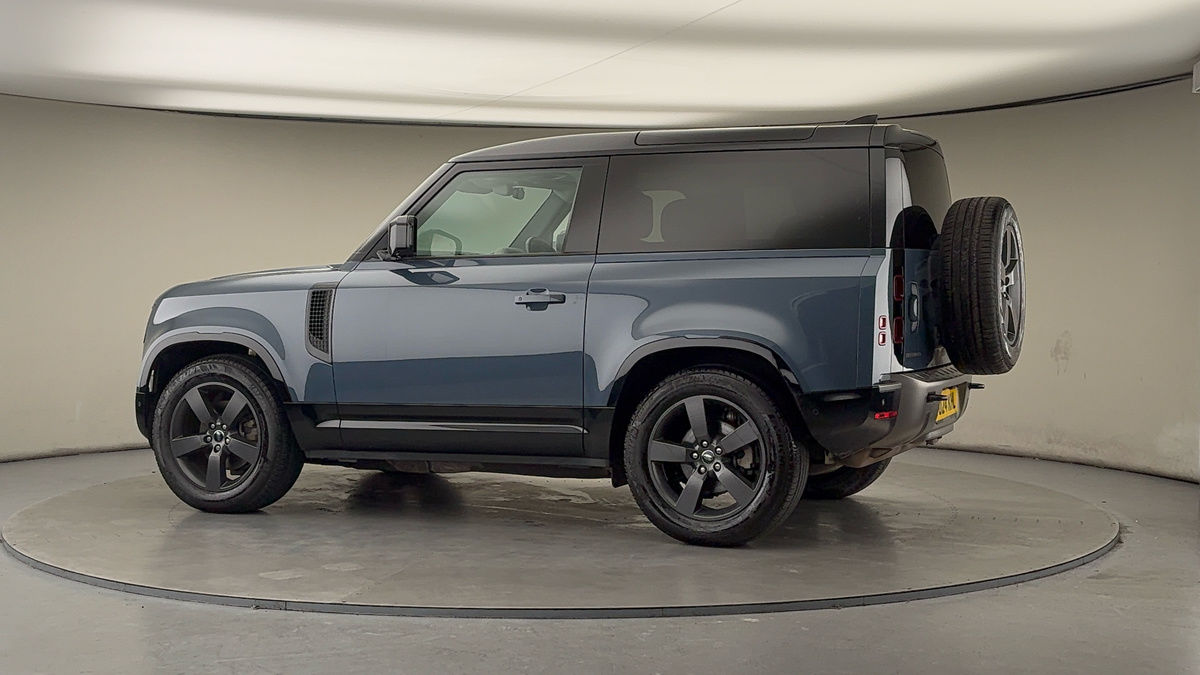 Used Land Rover Defender 90 2024 for sale - 77342431: Photo 26