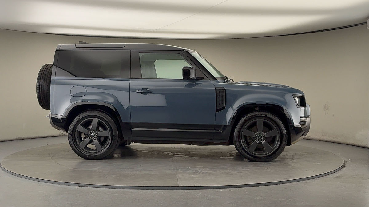 Used Land Rover Defender 90 2024 for sale - 77342431: Photo 36