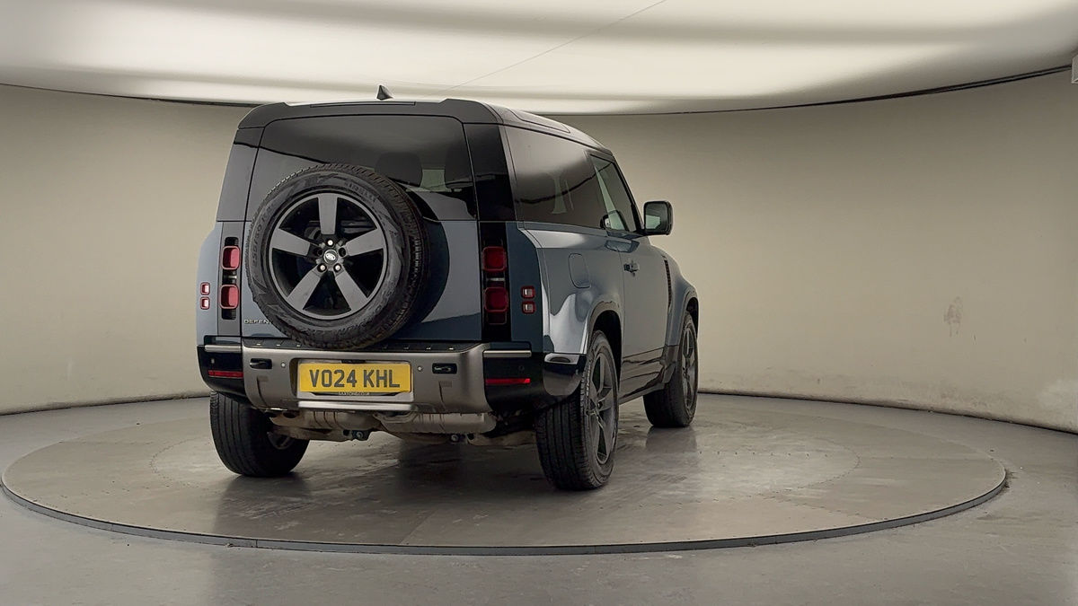 Used Land Rover Defender 90 2024 for sale - 77342431: Photo 40