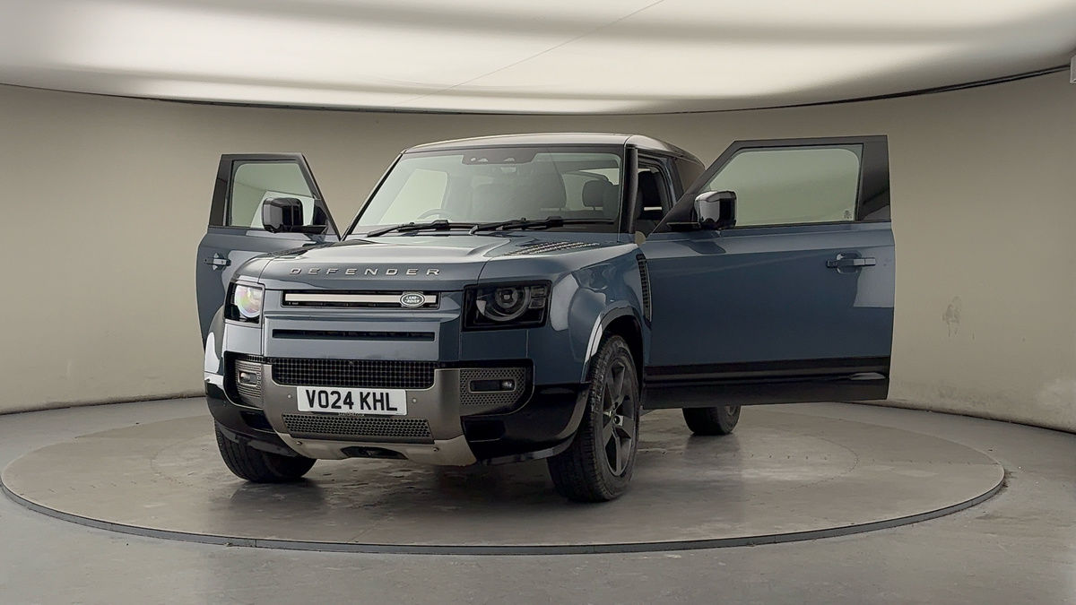 Used Land Rover Defender 90 2024 for sale - 77342431: Photo 50