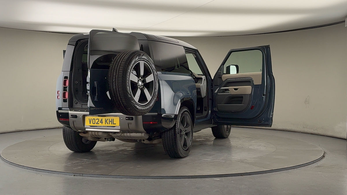 Used Land Rover Defender 90 2024 for sale - 77342431: Photo 59
