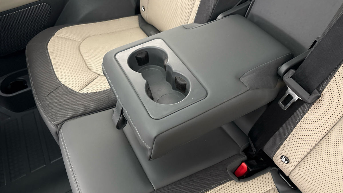 Used Land Rover Defender 90 2024 for sale - 77342431: Photo 9