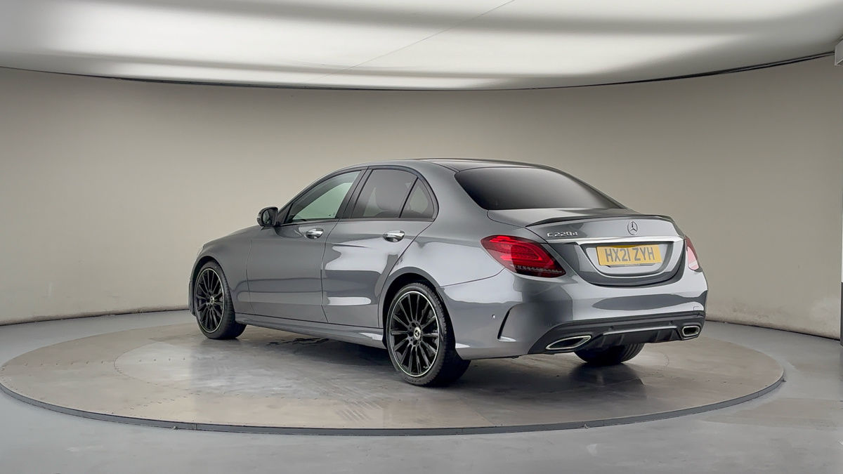 Used Mercedes-Benz C Class 2021 for sale - 76267793: Photo 2