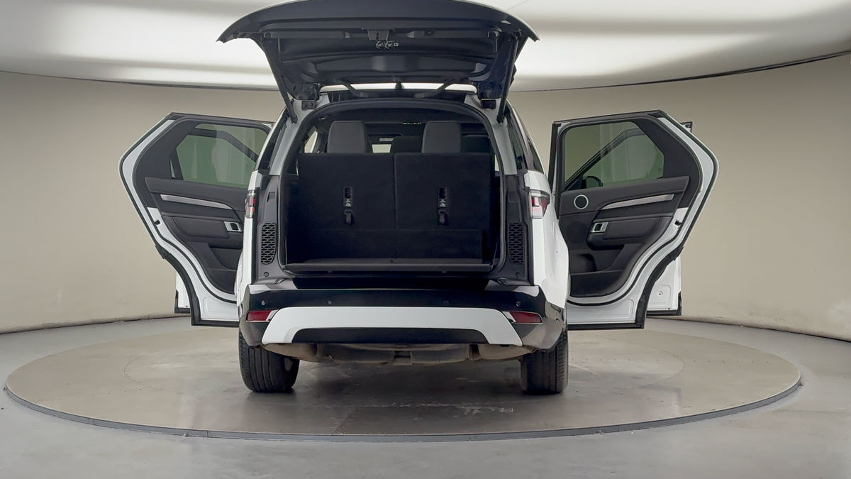 Used Land Rover Discovery 2021 for sale - 76357228: Photo 61
