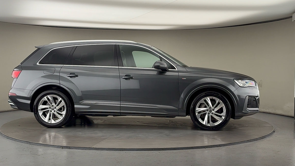 Used Audi Q7 2020 for sale - 75833410: Photo 37