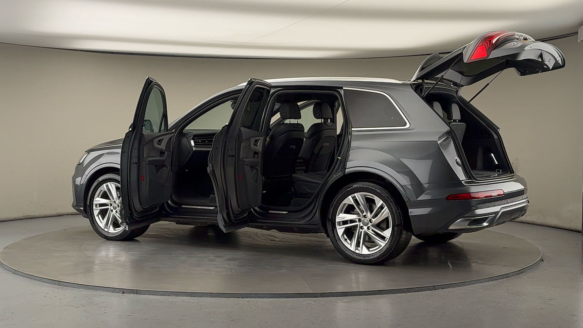 Used Audi Q7 2020 for sale - 75833410: Photo 46