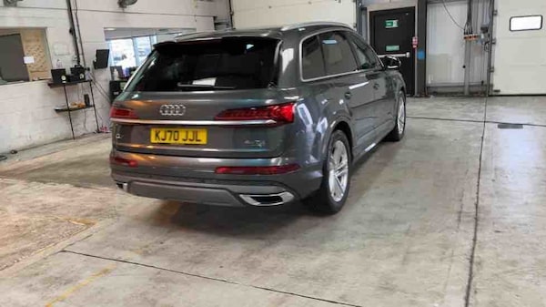 Used Audi Q7 2020 for sale - 75833410: Photo 46
