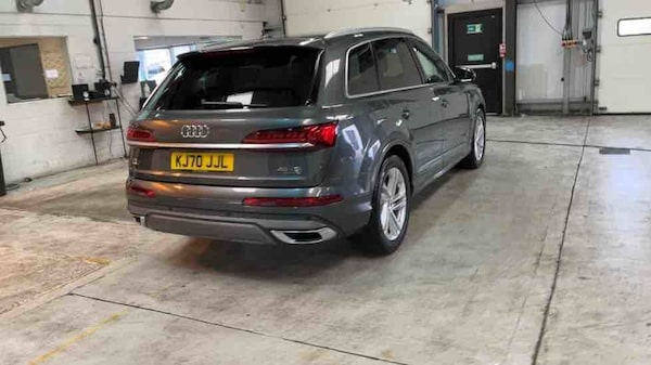 Used Audi Q7 2020 for sale - 75833410: Photo 48