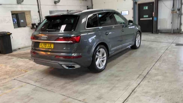 Used Audi Q7 2020 for sale - 75833410: Photo 54
