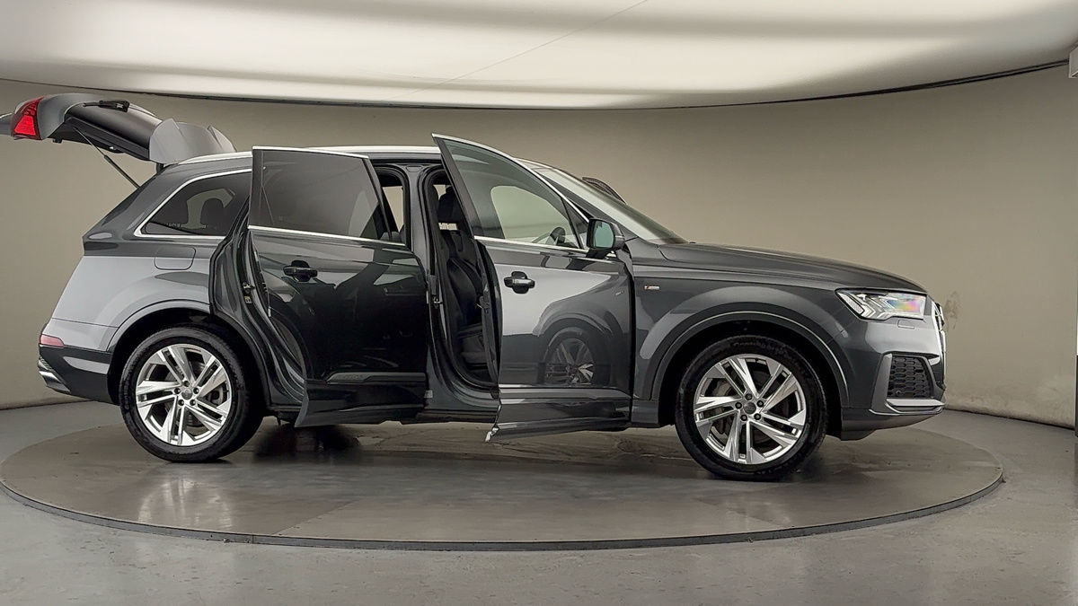 Used Audi Q7 2020 for sale - 75833410: Photo 56