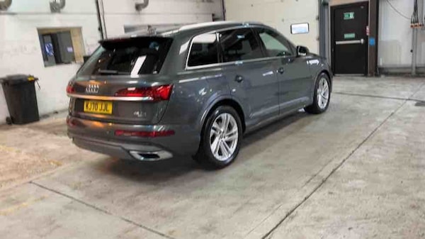 Used Audi Q7 2020 for sale - 75833410: Photo 57