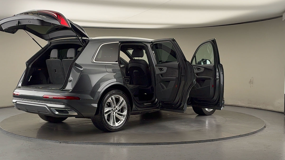 Used Audi Q7 2020 for sale - 75833410: Photo 59