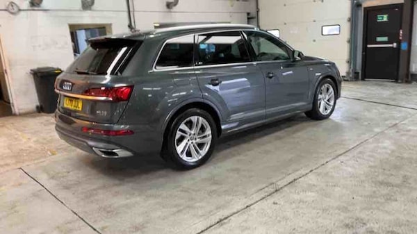 Used Audi Q7 2020 for sale - 75833410: Photo 64
