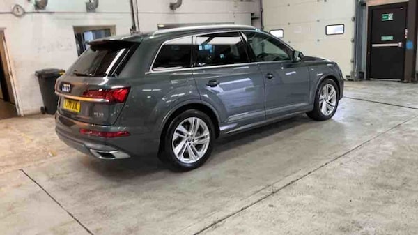 Used Audi Q7 2020 for sale - 75833410: Photo 65
