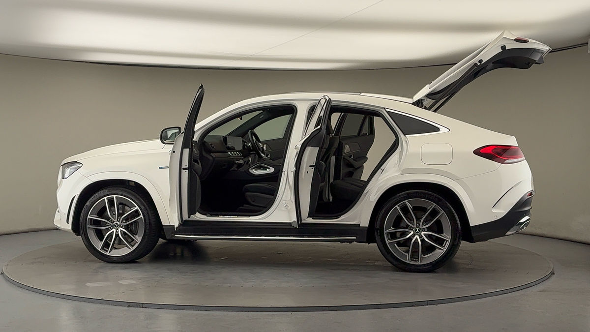 Used Mercedes-Benz GLE 2021 for sale - 77129249: Photo 47