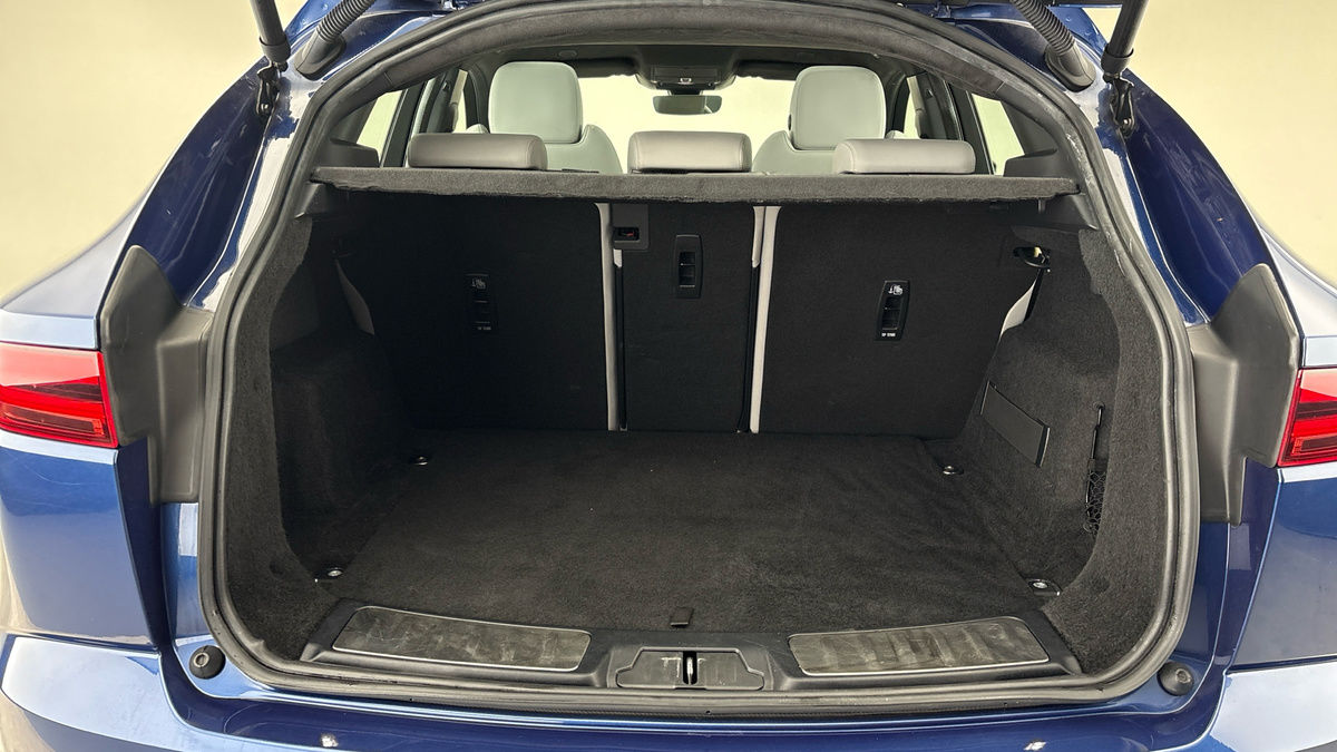 Used Jaguar E-Pace 2021 for sale - 76280815: Photo 11